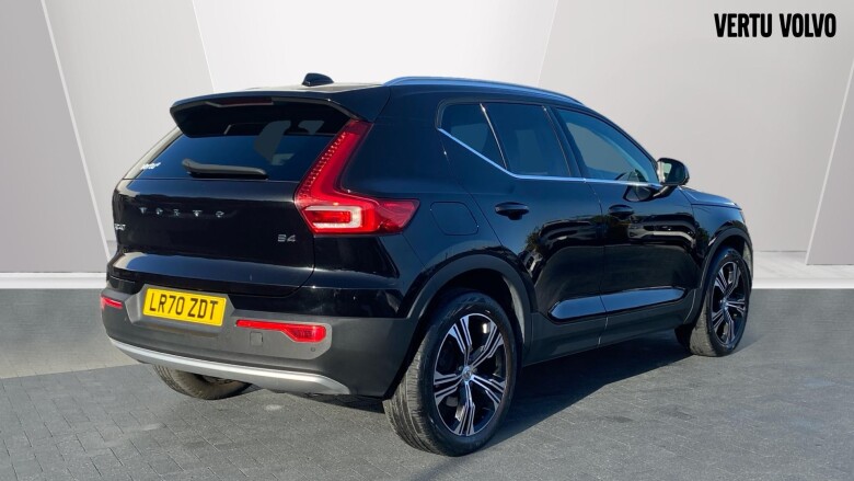 Volvo Xc40 2.0 B4P Inscription Pro 5dr Auto Petrol Estate